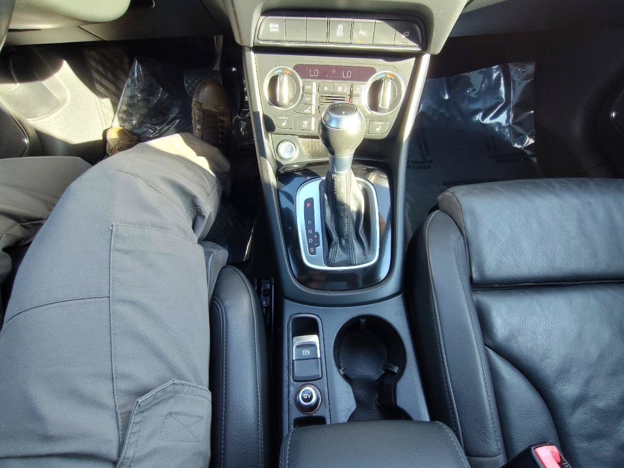 Used 2018 Audi Q3 2.0T Premium Plus FWD image 22