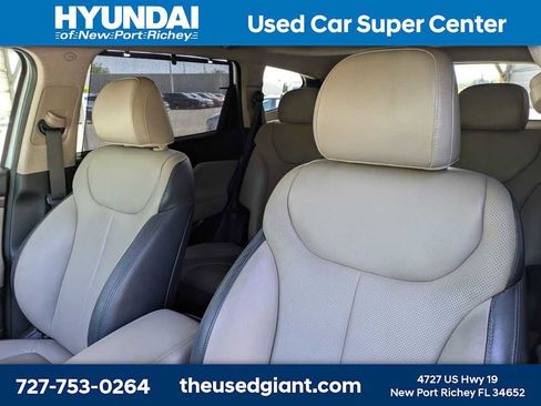 Used 2019 Hyundai Santa Fe FWD image 7