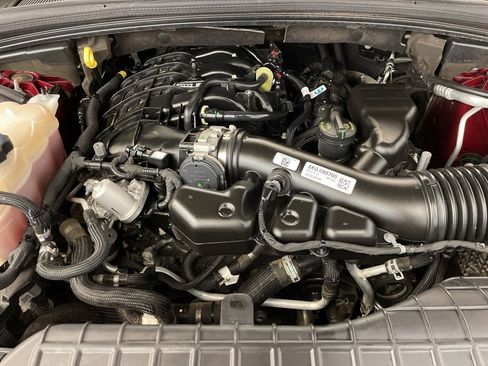 Certified 2023 Jeep Grand Cherokee Altitude image 29