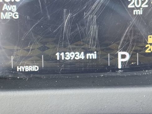 Used 2021 Jeep Wrangler Unlimited Sahara w/ Cold Weather Group AWD/4WD image 19