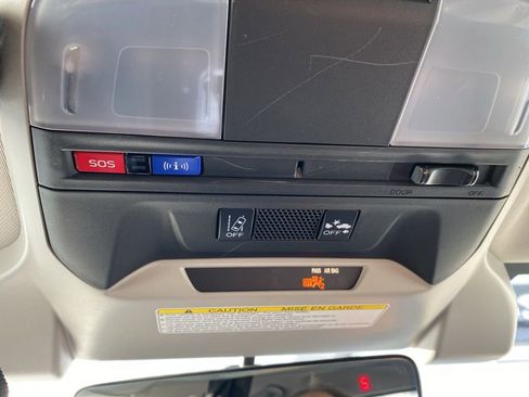 Used 2020 Subaru Crosstrek 2.0i Premium w/ Popular Package #2 image 21