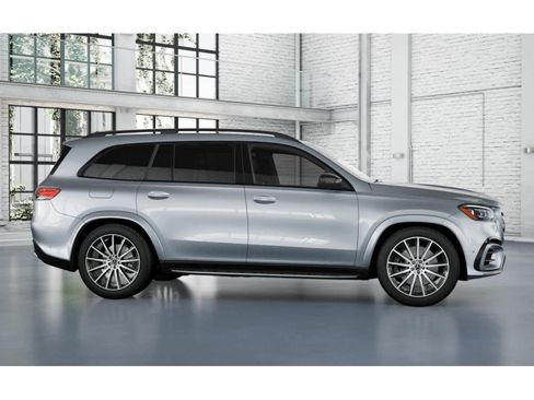 New 2026 Mercedes-Benz GLS 580 4MATIC image 28