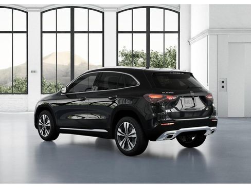 New 2026 Mercedes-Benz GLA 250 4MATIC image 29
