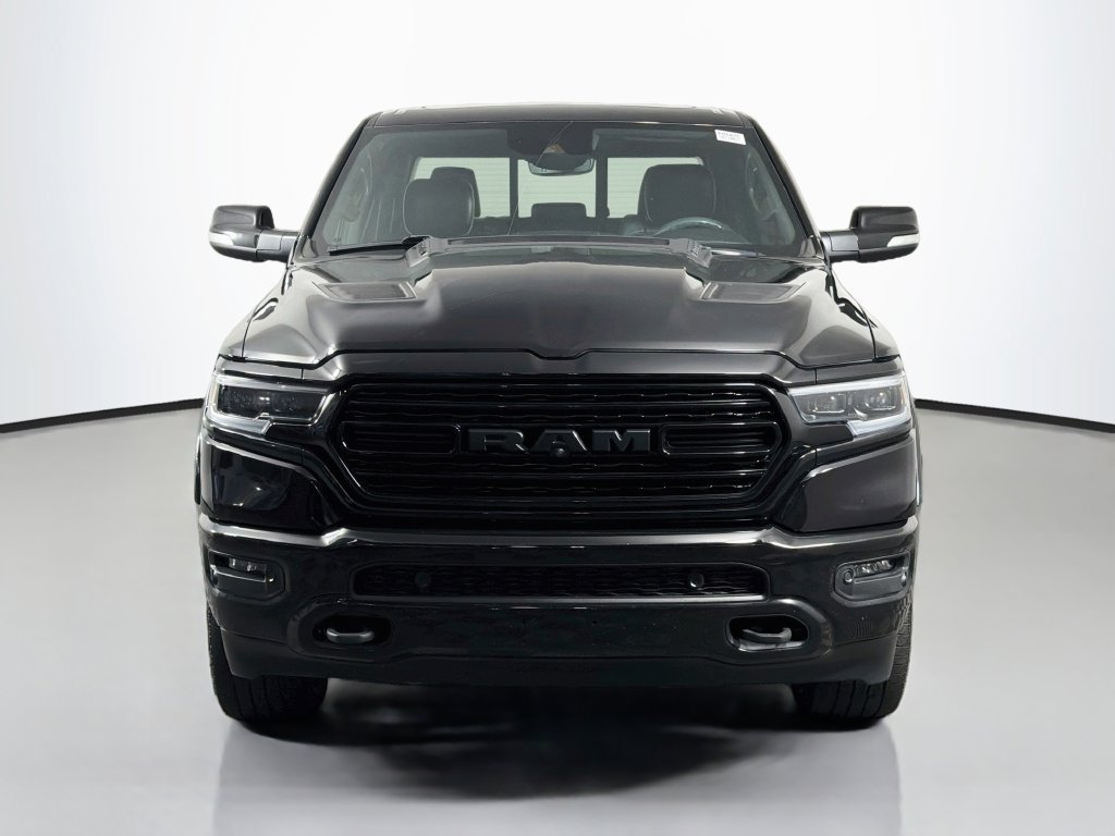 Used 2020 RAM 1500 Limited w/ Black Appearance Package AWD/4WD image 2
