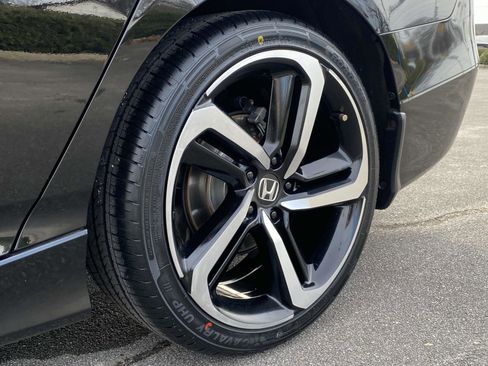 Used 2021 Honda Accord Sport Special Edition image 9