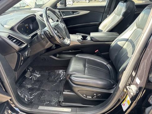 Used 2019 Lincoln Nautilus Reserve w/ Driver Assistance Package image 18