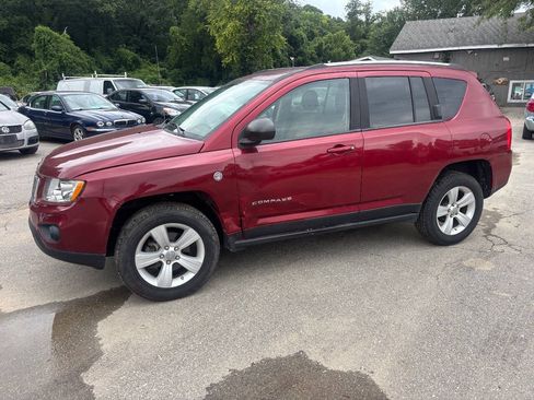 Used 2012 Jeep Compass Latitude AWD/4WD image 4