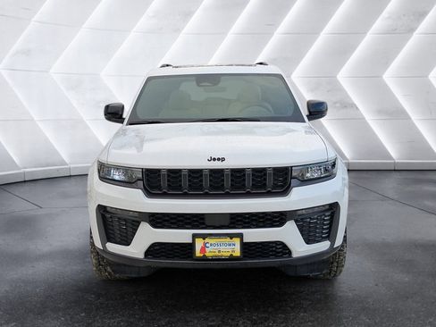 New 2026 Jeep Grand Cherokee Limited w/ Limited Altitude Package image 9