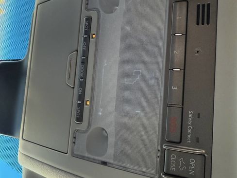 Used 2010 Lexus LS 460 Base 4dr Sedan image 24