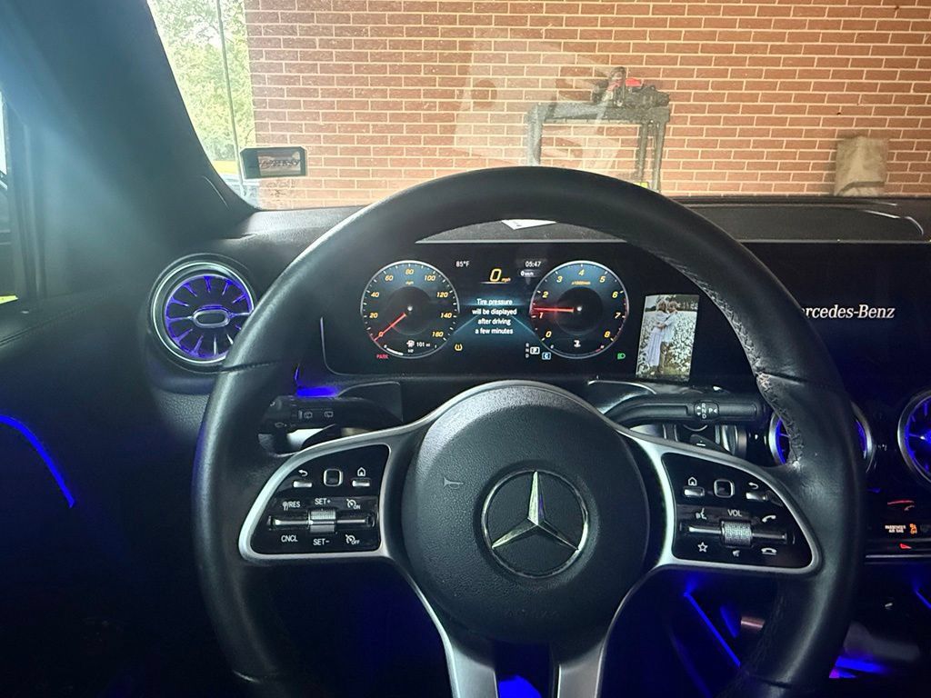 Used 2020 Mercedes-Benz GLB 250 image 5