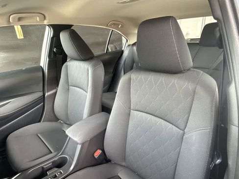 Used 2025 Toyota Corolla LE FWD image 14