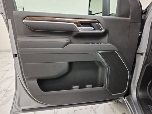 New 2026 GMC Sierra 2500 SLE w/ SLE Value Package; image 23