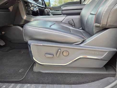 Used 2022 Ford F150 Lariat AWD/4WD image 27