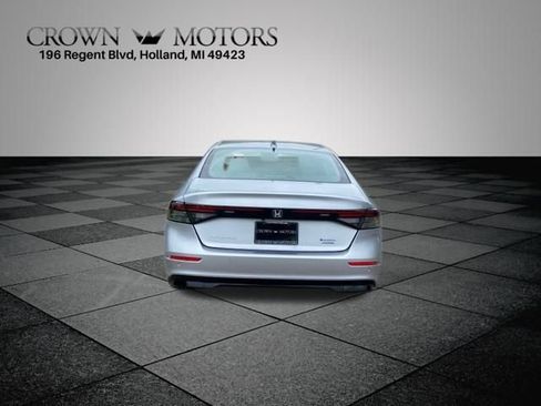 New 2025 Honda Accord Touring image 6