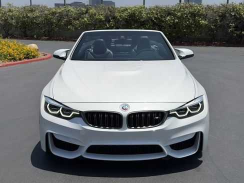 Used 2019 BMW M4 Convertible w/ Competition Package RWD image 4