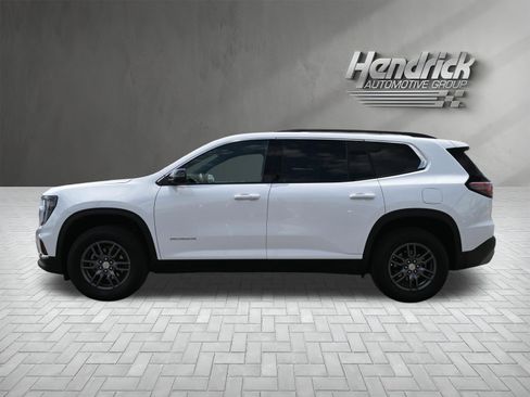 Used 2025 GMC Acadia Elevation FWD image 7