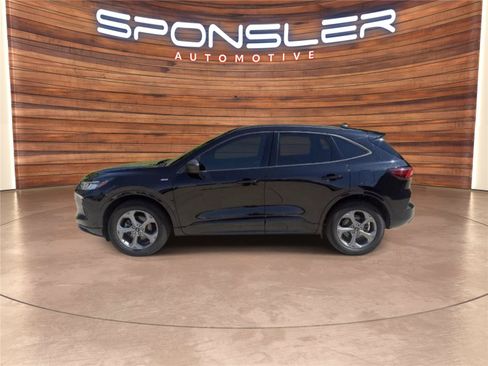 Used 2024 Ford Escape ST-Line w/ Tech Pack #1 AWD/4WD image 2