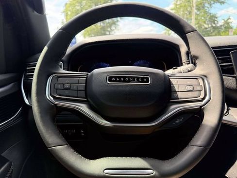 Certified 2024 Jeep Wagoneer Series II AWD/4WD image 21