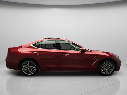 Used 2021 Genesis G70 2.0T w/ Elite Package image 5