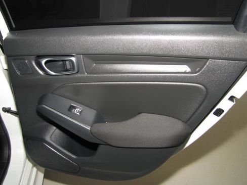 Certified 2024 Honda Civic Sport image 18