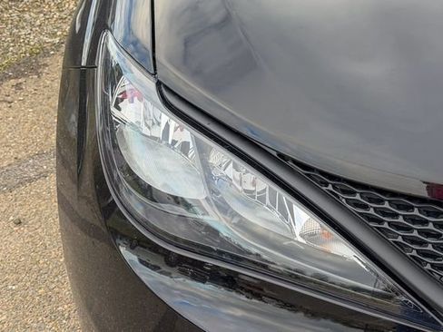 New 2026 Chrysler Voyager LX image 5