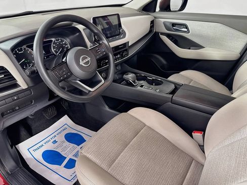 Used 2023 Nissan Rogue SV FWD image 10