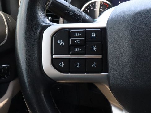 Used 2023 Ford Expedition Limited AWD/4WD image 32