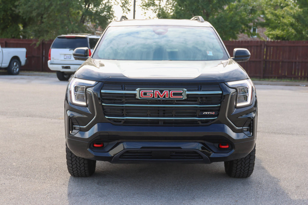 New 2027 GMC Terrain AT4 w/ Technology Package II AWD/4WD image 2