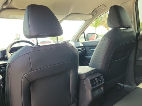 Certified 2025 Nissan Murano SV AWD/4WD image 19