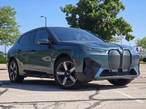 Used 2022 BMW iX xDrive50 w/ Premium Package AWD/4WD image 1