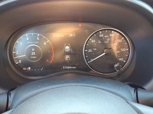 Used 2023 Nissan Kicks SV image 15