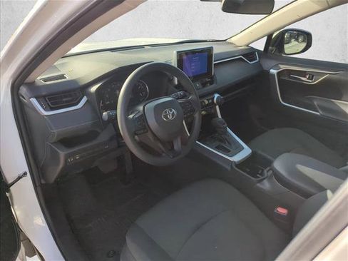 Used 2024 Toyota RAV4 XLE w/ Convenience Package image 15