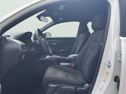 Used 2023 Honda HR-V Sport image 16