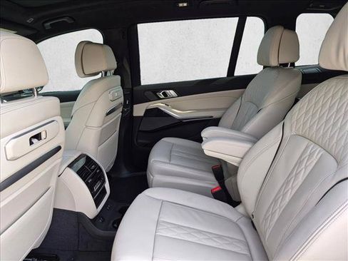 New 2027 BMW X7 xDrive40i w/ Executive Package AWD/4WD image 17