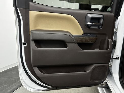 Used 2019 GMC Sierra 3500 Denali w/ Duramax Plus Package image 23