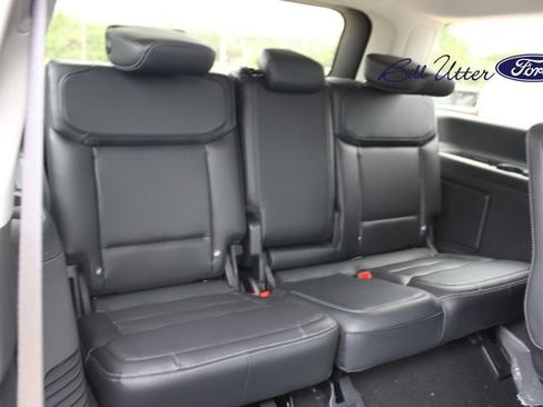 New 2026 Ford Expedition Platinum AWD/4WD image 10