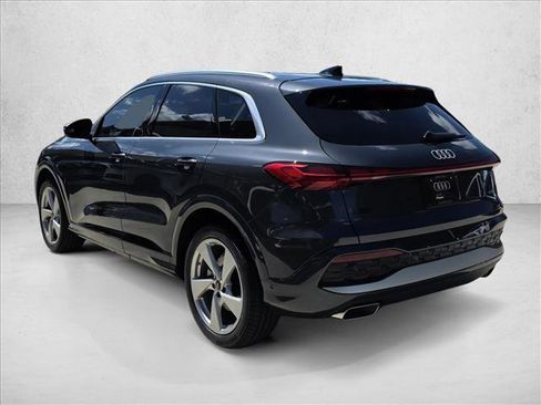 New 2025 Audi Q5 Prestige image 6