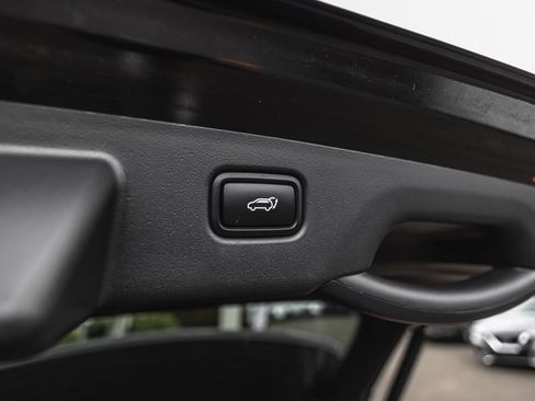 Used 2023 Kia Niro Wave w/ Wave Preserve Package FWD image 33