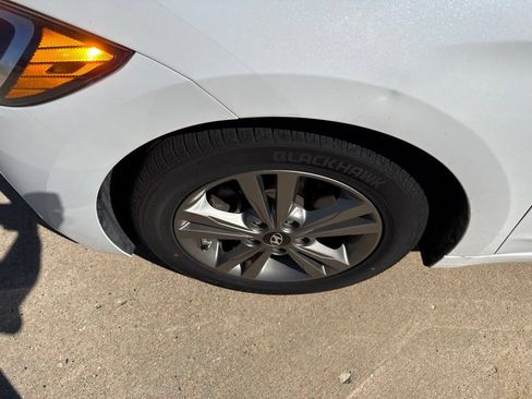 Used 2017 Hyundai Elantra Value Edition FWD image 12
