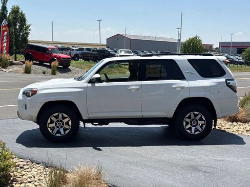 Used 2019 Toyota 4Runner TRD Off-Road AWD/4WD image 51