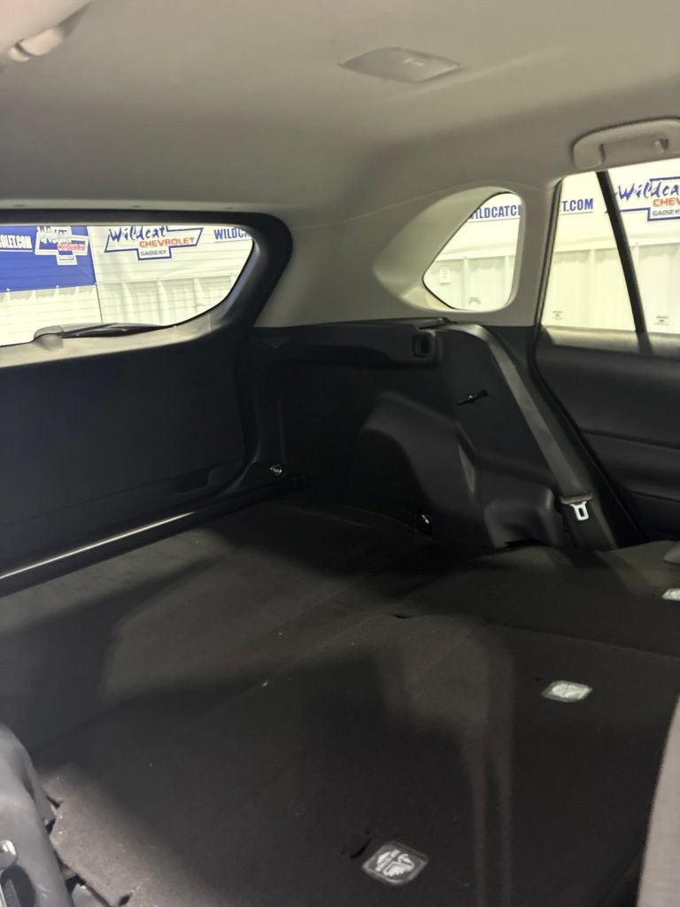 Used 2025 Toyota RAV4 XLE AWD/4WD image 35