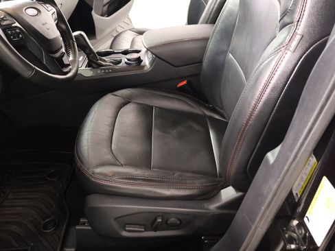 Used 2019 Ford Explorer Sport w/ Equipment Group 401A image 12