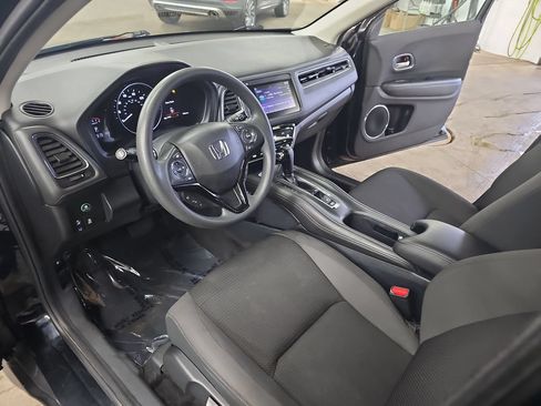 Used 2022 Honda HR-V EX image 15