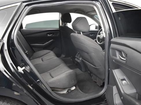 Used 2025 Honda Accord LX image 17