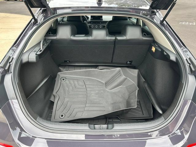 Used 2024 Honda Civic EX-L image 10