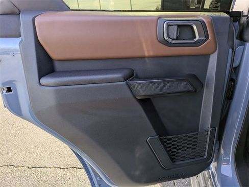 Used 2024 Ford Bronco Outer Banks image 29
