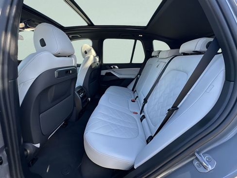 New 2026 BMW X5 xDrive40i w/ Premium Package image 27