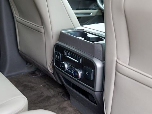 Used 2018 Ford Expedition XLT w/ Equipment Group 202A image 32