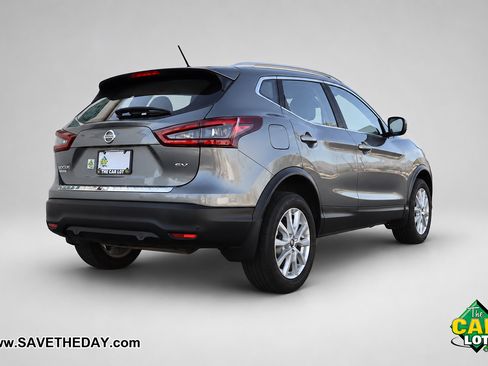 Used 2021 Nissan Rogue Sport SV FWD image 8