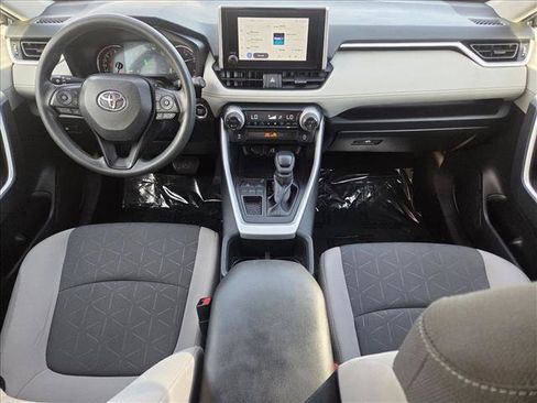Used 2024 Toyota RAV4 XLE image 16